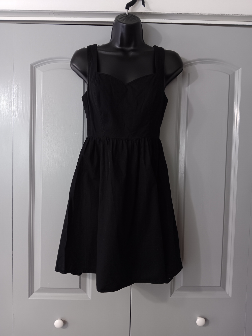 Charlotte Russe Black Sleeveless Sweetheart Mini Dress